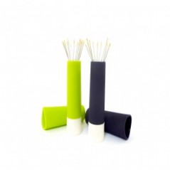 Magnetic Needle Case